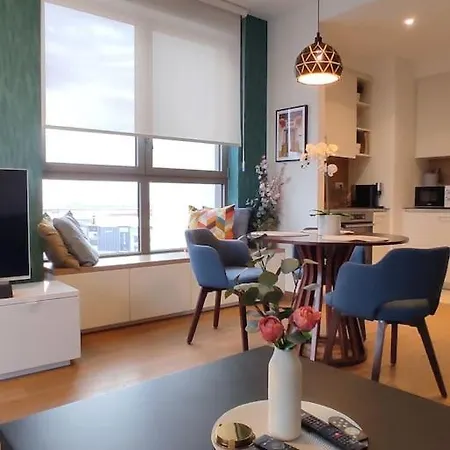2-bedroom Oasis In The Heart Of The Waterfront Apartmán