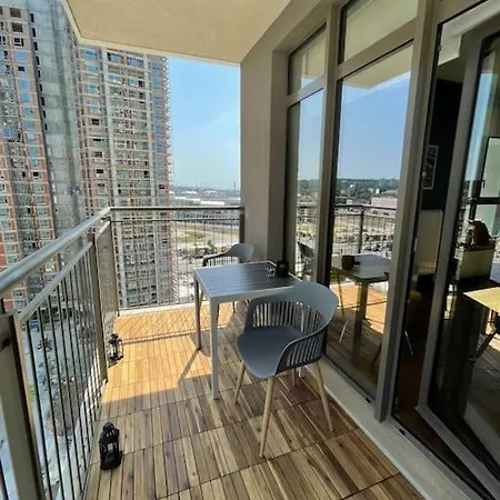 2-bedroom Oasis In The Heart Of The Waterfront Apartmán Sajmiste